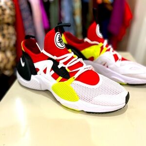 Nike Huarache E.D.G.E. TXT 'White Red Volt' Mens Training Shoes Sz 9